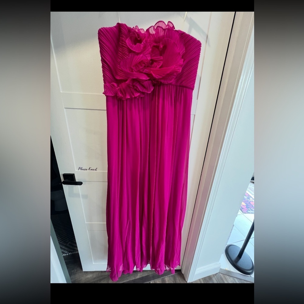 Marchesa Notte Strapless Pink Ruffle Front Formal Dress Size 14